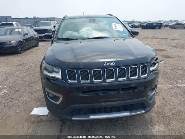 3C4NJCCB8JT212148 Jeep Compass Limited Fwd