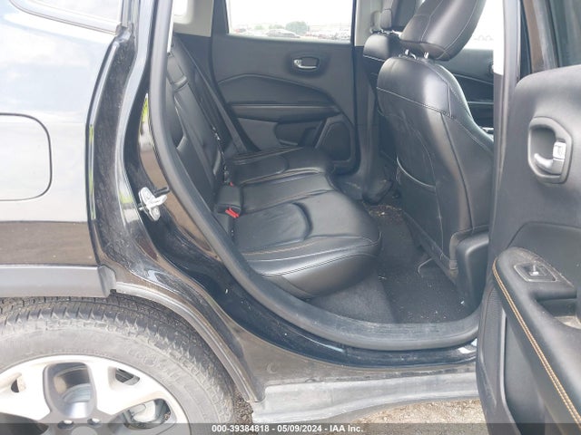 3C4NJCCB8JT212148 Jeep Compass Limited Fwd