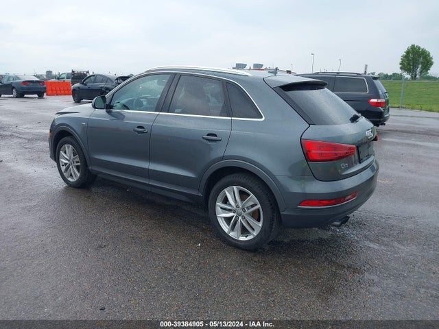 WA1JCCFS5JR020001 Audi Q3 2.0t Premium/2.0t Sport Premium