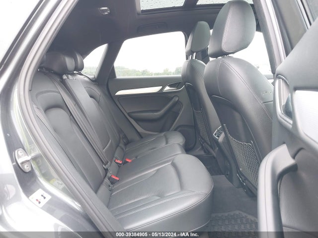WA1JCCFS5JR020001 Audi Q3 2.0t Premium/2.0t Sport Premium