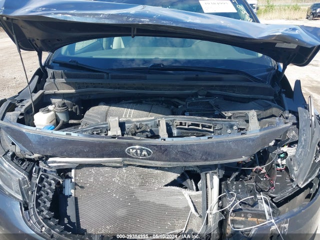 KIA SEDONA LX 2017 KNDMB5C1XH6226858 Image 10