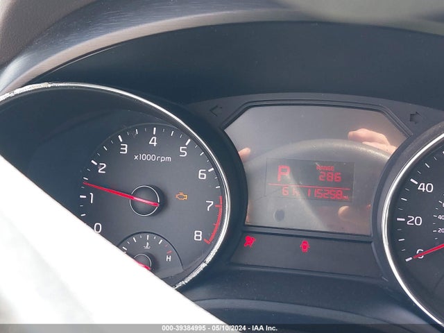 KIA SEDONA LX 2017 KNDMB5C1XH6226858 Image 7