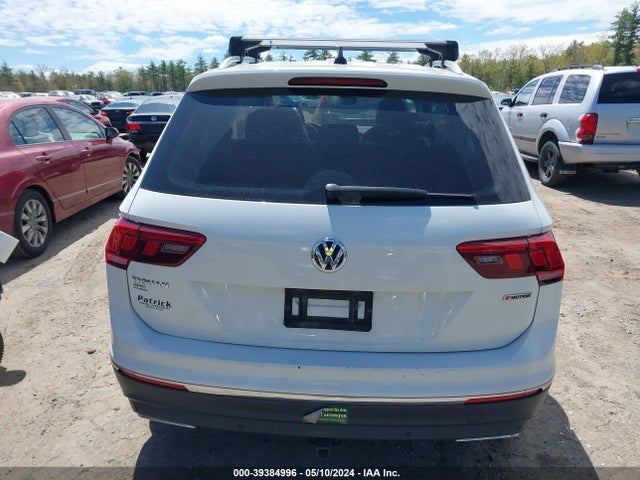 3VV2B7AX9MM025359 Volkswagen Tiguan 2.0t Se/2.0t Se R-line Black/2.0t Sel