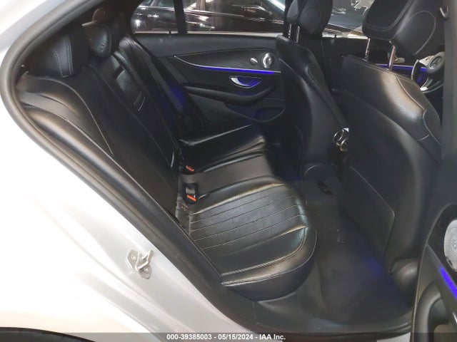 WDDZF4KB0HA027299 Mercedes-Benz E 300 4matic