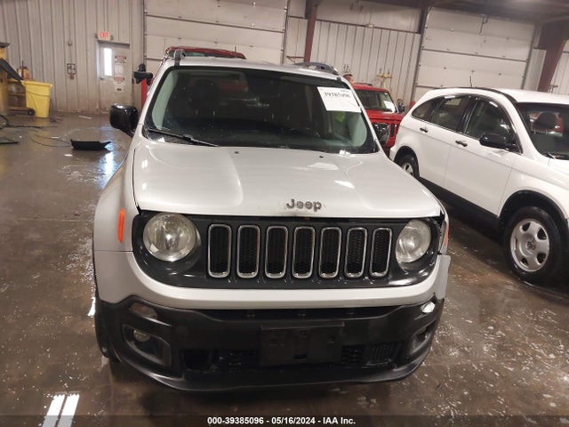ZACCJBBT7FPC16704 Jeep Renegade Latitude