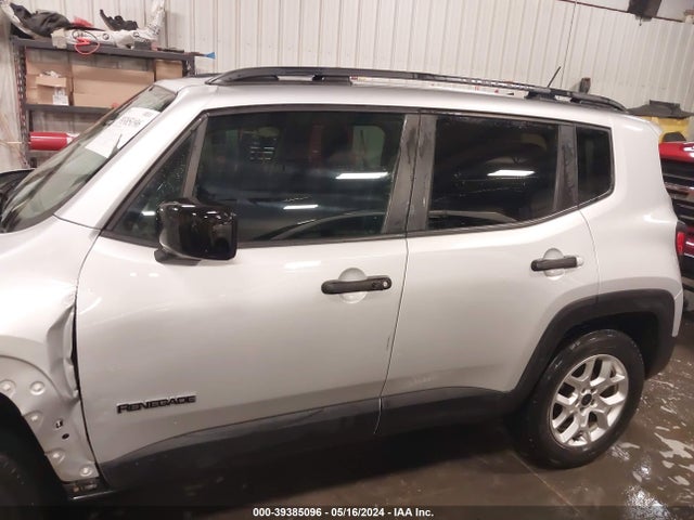 ZACCJBBT7FPC16704 Jeep Renegade Latitude