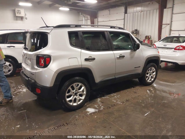 ZACCJBBT7FPC16704 Jeep Renegade Latitude