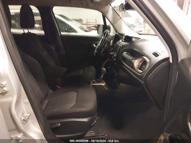 ZACCJBBT7FPC16704 Jeep Renegade Latitude
