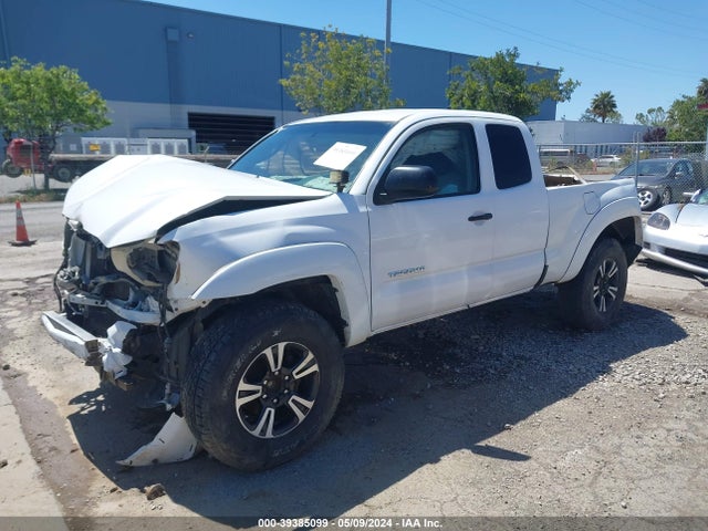 Toyota Tacoma Prerunner 2015 5TFTX4GN5FX045288 Image 2