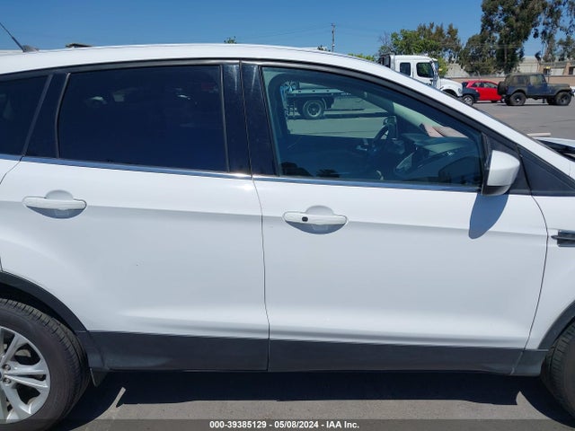 Ford ESCAPE SE 2019 1FMCU9GD3KUB65563 Image 14