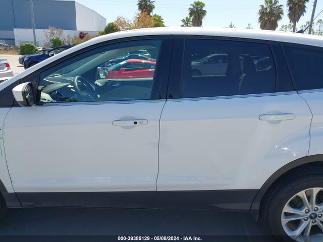 Ford ESCAPE SE 2019 1FMCU9GD3KUB65563 Image 15