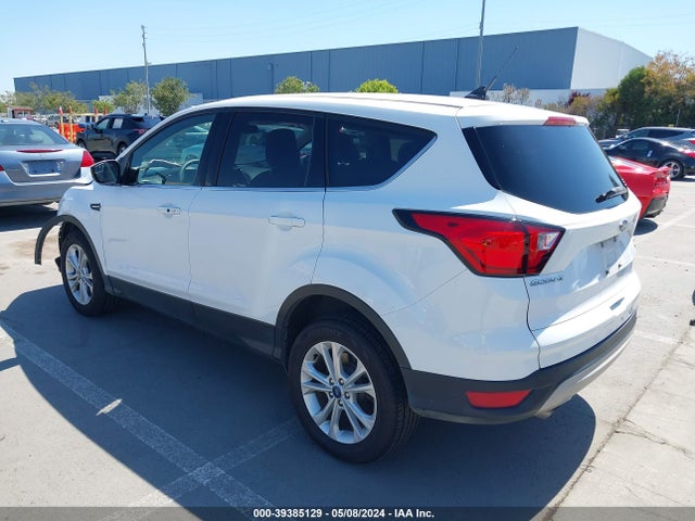Ford ESCAPE SE 2019 1FMCU9GD3KUB65563 Image 3