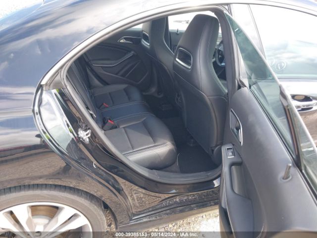 WDDSJ4GB1KN723968 Mercedes-Benz CLA 250 4MATIC
