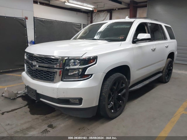 Chevrolet Tahoe Lt 2017 1GNSKBKC8HR140415 Image 2
