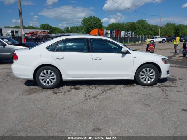 1VWAT7A3XFC073474 Volkswagen Passat 1.8t Wolfsburg Edition