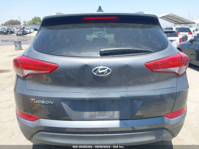 KM8J33A40JU678428 Hyundai TUCSON SEL