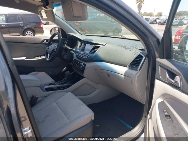 KM8J33A40JU678428 Hyundai TUCSON SEL