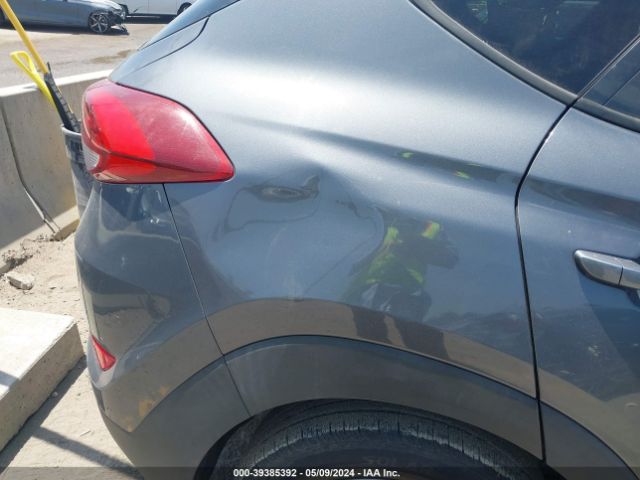 KM8J33A40JU678428 Hyundai TUCSON SEL