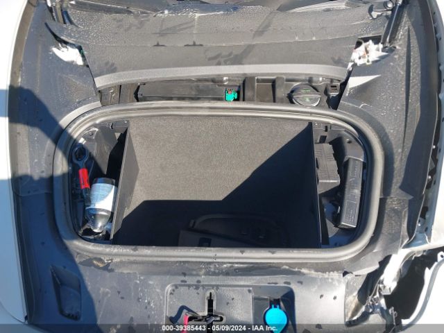 WP0AB2Y16RSA36190 Porsche TAYCAN 4S