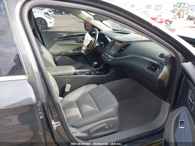 Chevrolet IMPALA 1LT 2018 2G1105S30J9171999 Image 5