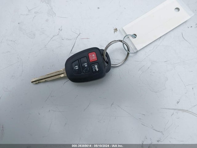 Toyota COROLLA LE 2015 5YFBURHEXFP271678 Image 11