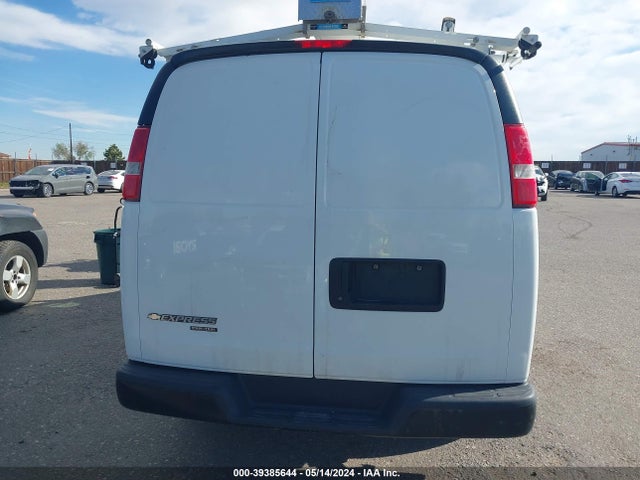 Chevrolet Express 2500 Work Van 2016 1GCWGAFF7G1263680 Image 16