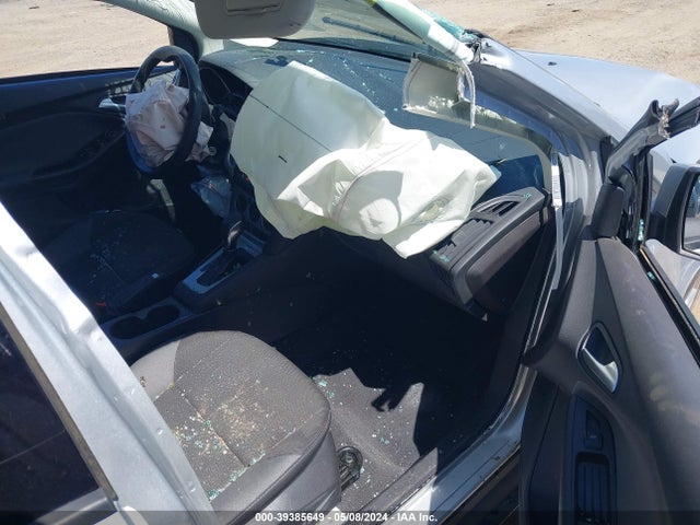 Ford FOCUS SE 2014 1FADP3F23EL139445 Image 5