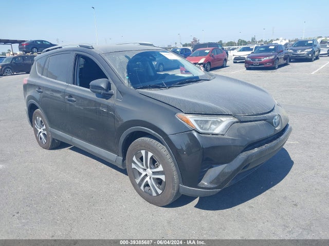 Toyota RAV4 LE 2017 2T3BFREV8HW584798 Image 1