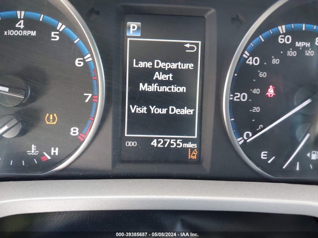 Toyota RAV4 LE 2017 2T3BFREV8HW584798 Image 15