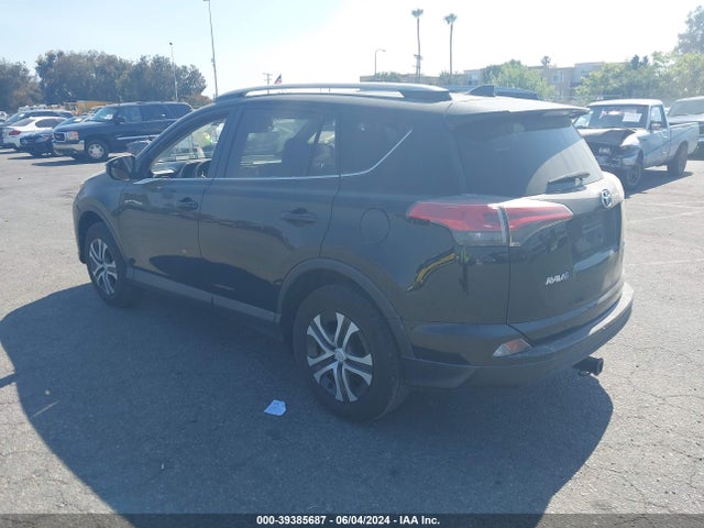 Toyota RAV4 LE 2017 2T3BFREV8HW584798 Image 3
