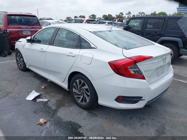 Honda CIVIC EX 2018 2HGFC2F77JH530935 Image 3