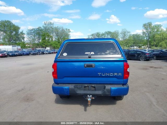 5TFDW5F11JX711891 Toyota Tundra Sr5 5.7l V8