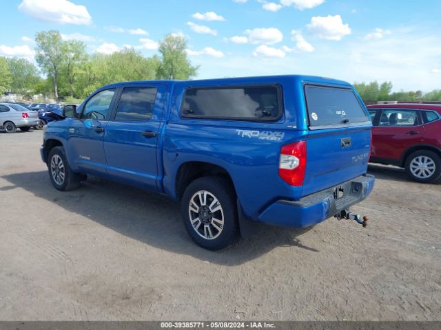 5TFDW5F11JX711891 Toyota Tundra Sr5 5.7l V8