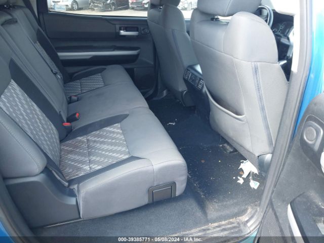 5TFDW5F11JX711891 Toyota Tundra Sr5 5.7l V8
