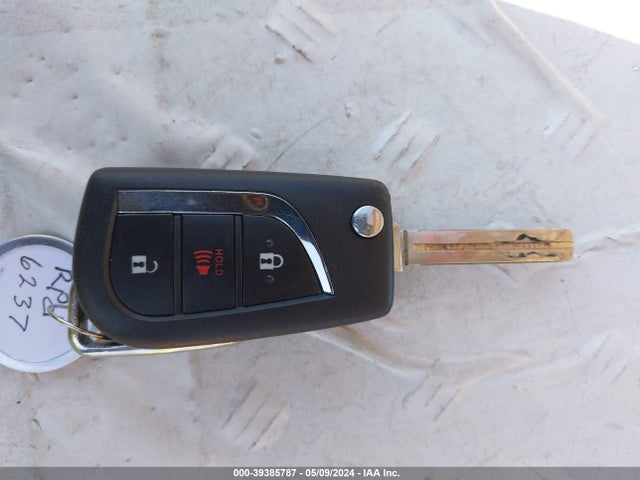Toyota RAV4 LE 2019 2T3F1RFVXKW007678 Image 11