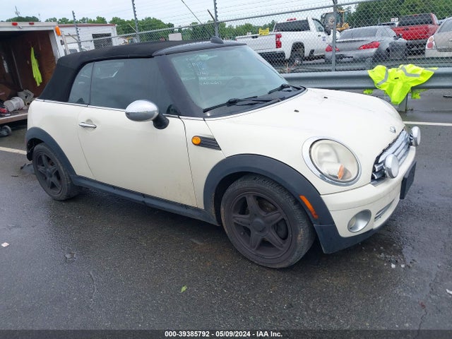 2009 MINI COOPER WMWMR33549TU96607 Photo 0