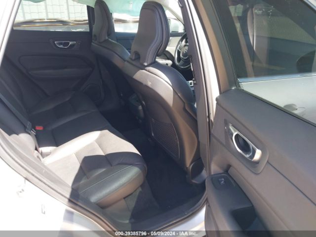 YV4A22RK1M1770171 Volvo Xc60 T6 Momentum