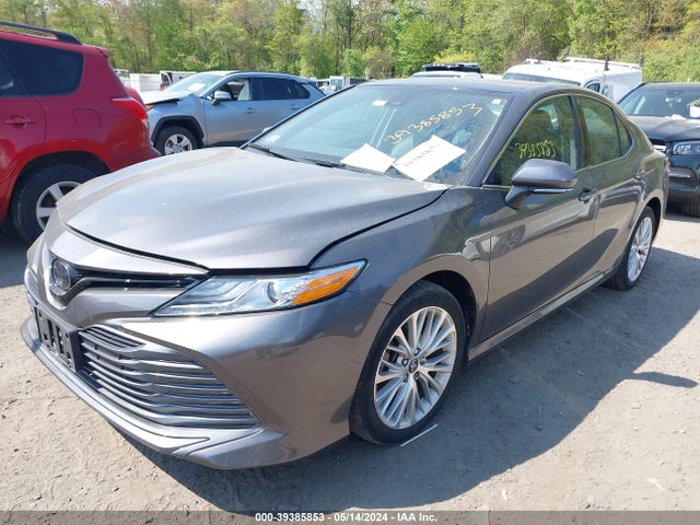 Toyota CAMRY XLE 2020 4T1F11AK8LU932422 Image 2