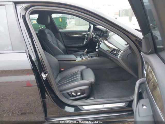 WBAJE5C5XJWA94722 BMW 540I