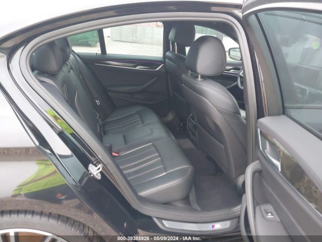 WBAJE5C5XJWA94722 BMW 540I