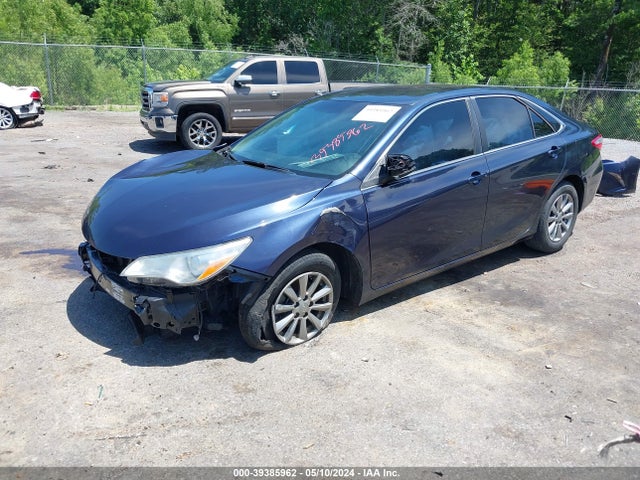 Toyota CAMRY LE 2015 4T4BF1FK1FR514772 Image 2