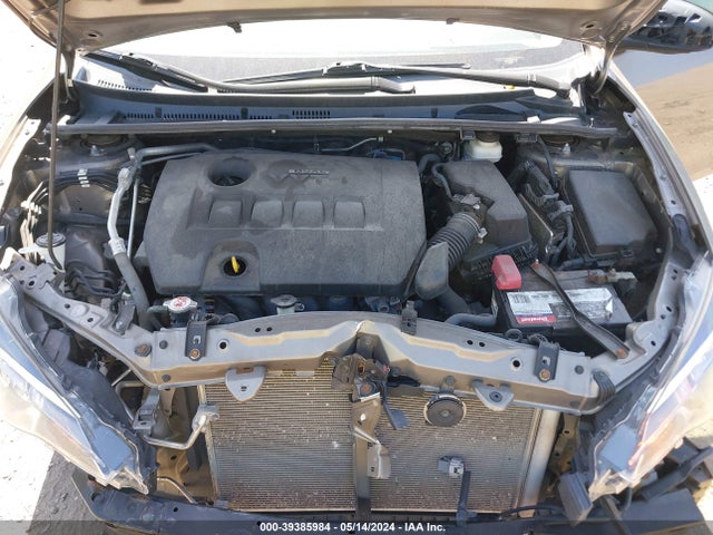 Toyota COROLLA LE 2018 5YFBURHEXJP752555 Image 10