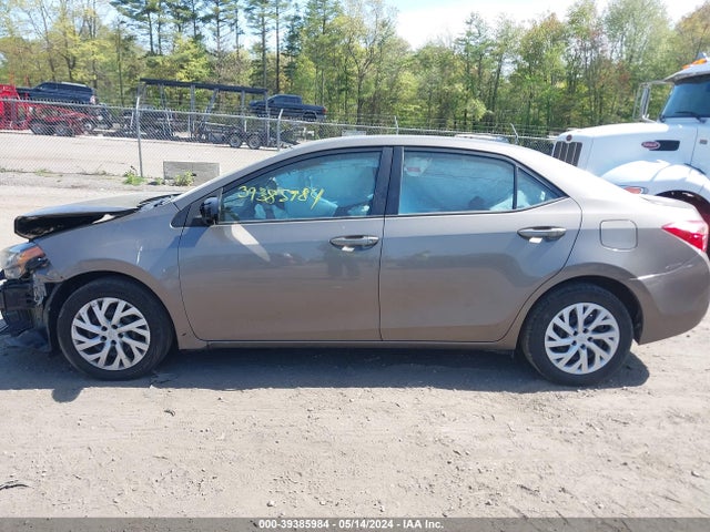 Toyota COROLLA LE 2018 5YFBURHEXJP752555 Image 14