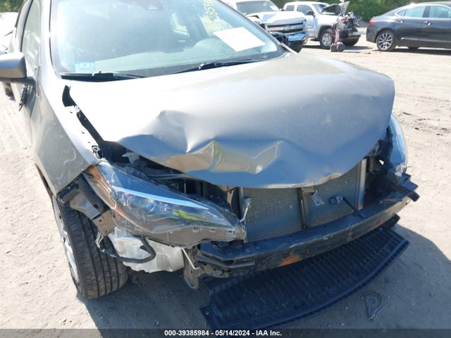 Toyota COROLLA LE 2018 5YFBURHEXJP752555 Image 6