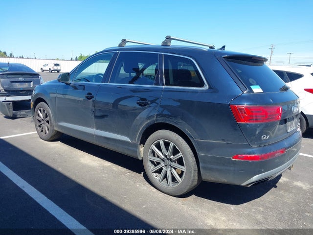 Audi Q7 3.0t Premium 2017 WA1LAAF71HD033981 Image 3