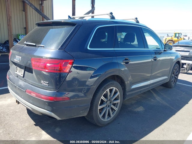 Audi Q7 3.0t Premium 2017 WA1LAAF71HD033981 Image 4
