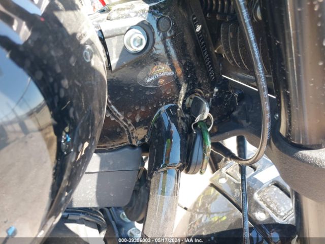 2022 HARLEY-DAVIDSON FXFBS 1HD1YLK17NB064602 Photo 10