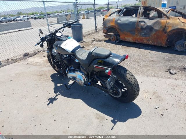 2022 HARLEY-DAVIDSON FXFBS 1HD1YLK17NB064602 Photo 2