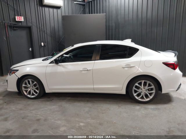 19UDE2F33LA001952 Acura Ilx Standard