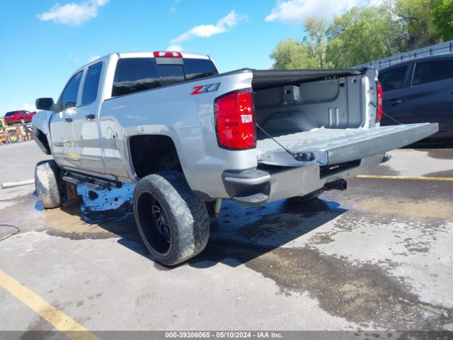 1GCVKREC2JZ199153 Chevrolet Silverado 1500 2lt